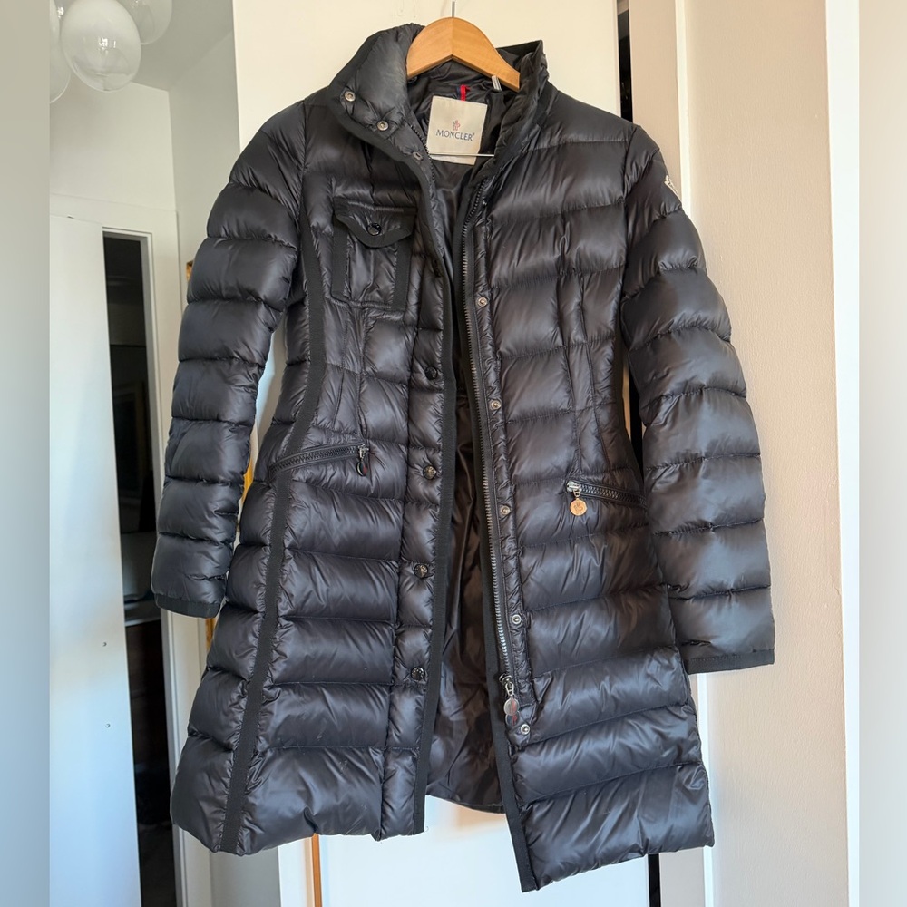 Moncler Women's Black Down Coat size 0